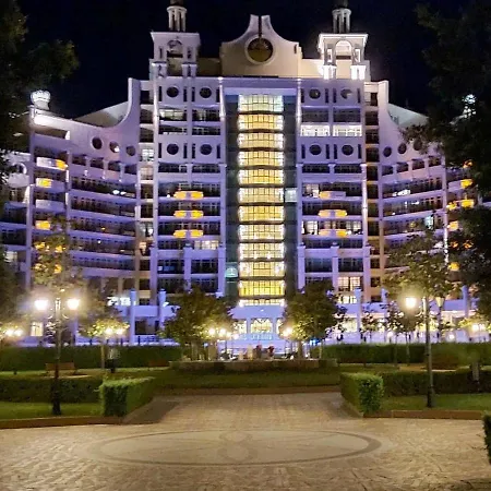 Sunset 5 Stars Luxe Studio Апартаменты *